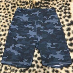 Camo print bike shorts
